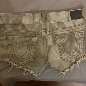True religion Joey short